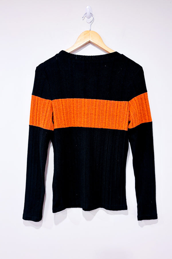 Chandail noir et orange (l)-Autres-La Penderie du Paradis 🕊