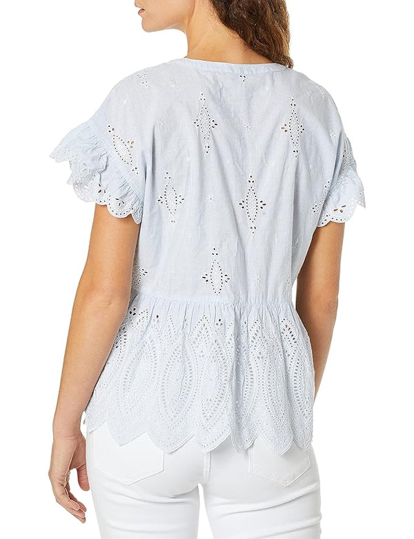 Haut Cerelia bleu pâle rayé avec dentelle aux manches (l)-Joie-La Penderie du Paradis 🕊