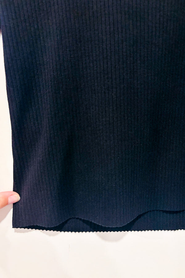 Chandail court côtelé noir (m)-H&M-La Penderie du Paradis 🕊