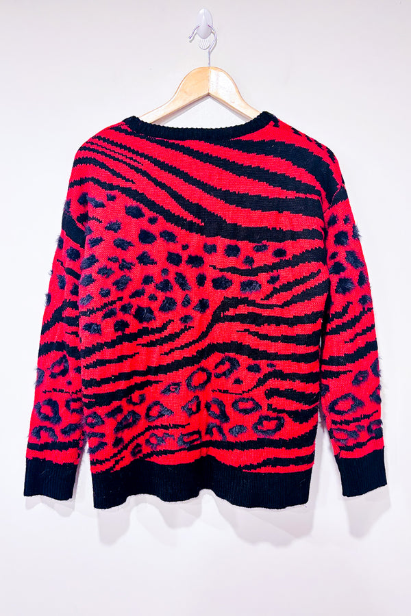 Chandail rouge et noir en tricot avec fausse fourrure (l)-Reitmans-La Penderie du Paradis 🕊