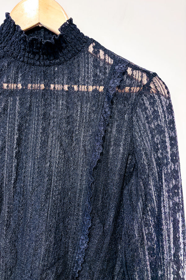 Haut transparent noir en maille fleurie à col haut (m)-Dynamite-La Penderie du Paradis 🕊