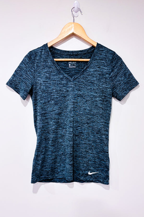 T-shirt de sport gris (s)-Nike-La Penderie du Paradis 🕊