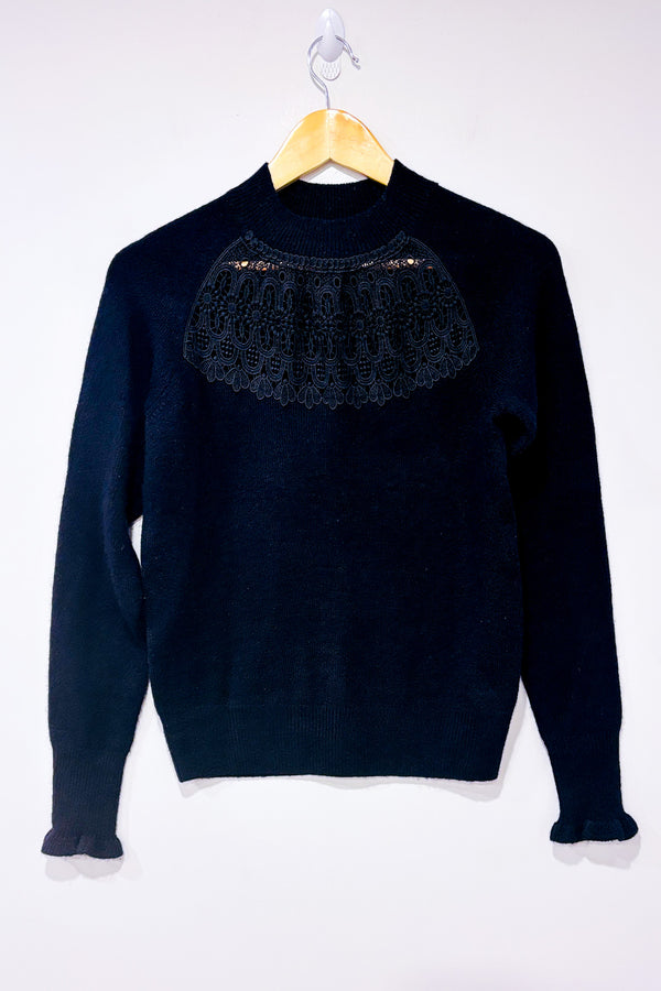Chandail noir en tricot avec dentelle fleurie (s) seconde main - RW&CO.- La Penderie du Paradis