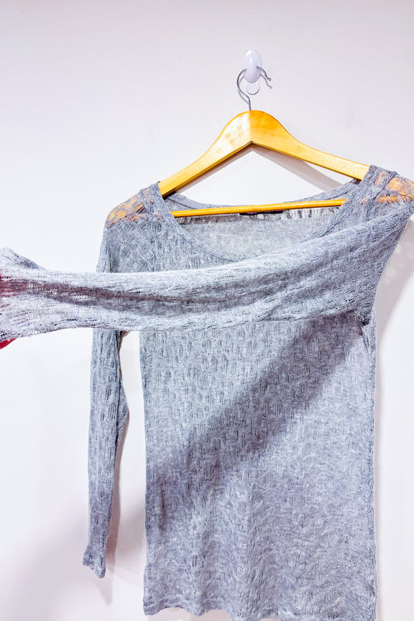 Chandail gris en maille légère (s) seconde main - Smart Set- La Penderie du Paradis