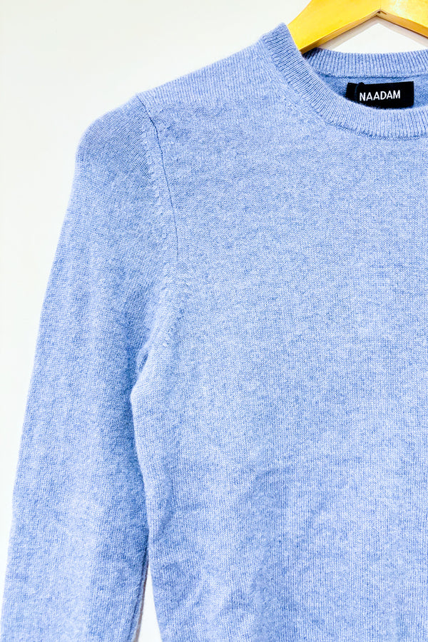 Chandail en cachemire bleu poudre (s)* seconde main - NAADAM- La Penderie du Paradis