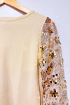Chandail beige avec manches en paillettes* seconde main - Sioni- La Penderie du Paradis