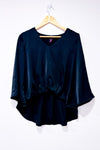 Haut asymétrique noir satiné* seconde main - Elena Wang- La Penderie du Paradis
