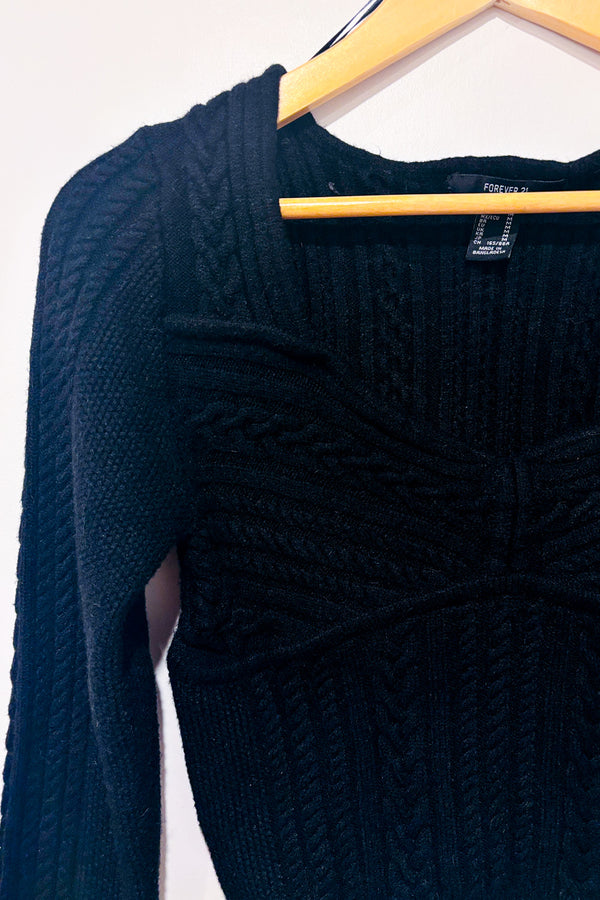 Chandail coupé noir en tricot seconde main - Forever21- La Penderie du Paradis