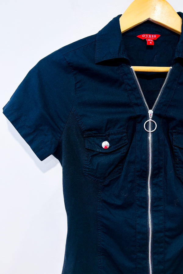 Blouse cargo noir à zip seconde main - Guess- La Penderie du Paradis