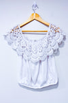 Haut blanc avec dentelle fleurie seconde main - Ardene- La Penderie du Paradis