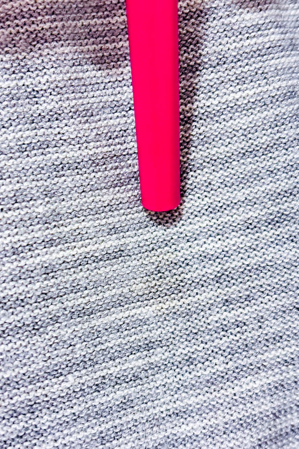 Haut drapé cache-cœur gris rayé seconde main - Lululemon- La Penderie du Paradis