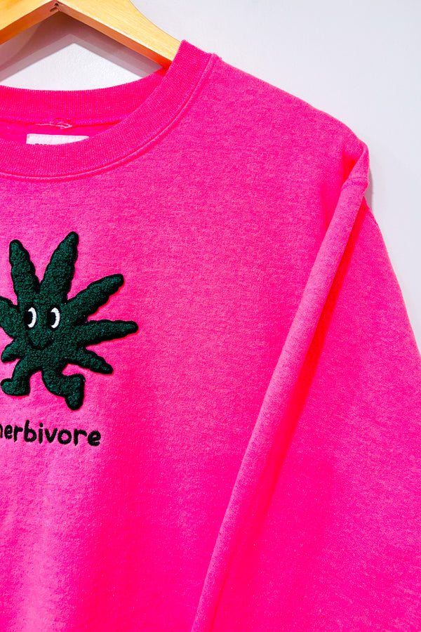 Chandail crewneck rose néon ''herbivore'' seconde main - La Maison Pony- La Penderie du Paradis