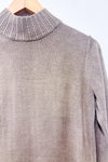 Chandail beige en tricot à col montant seconde main - Tradition- La Penderie du Paradis