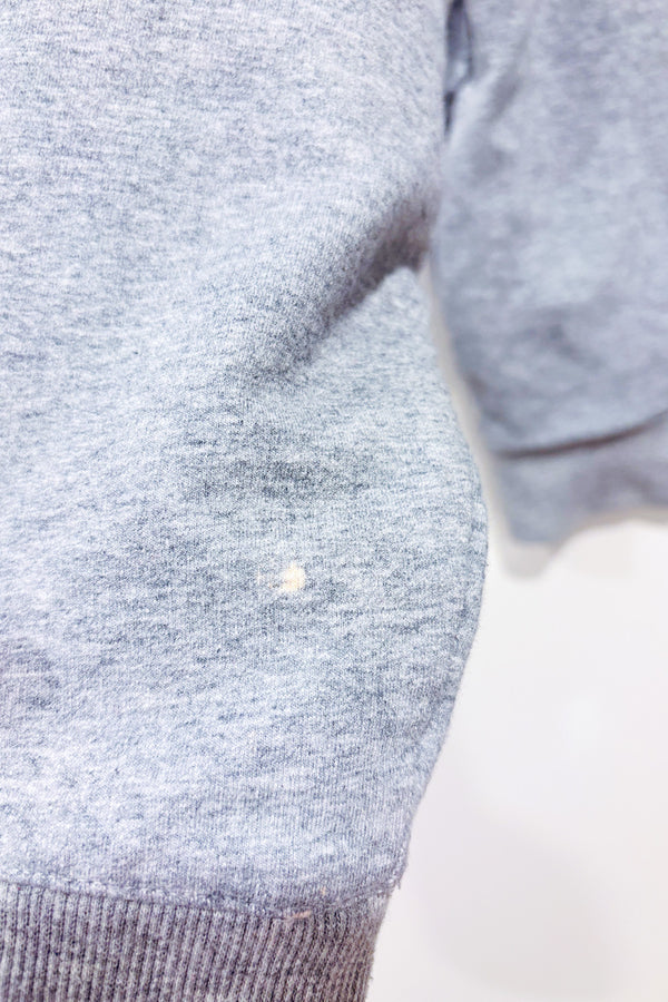 Chandail crewneck gris seconde main - Fila- La Penderie du Paradis