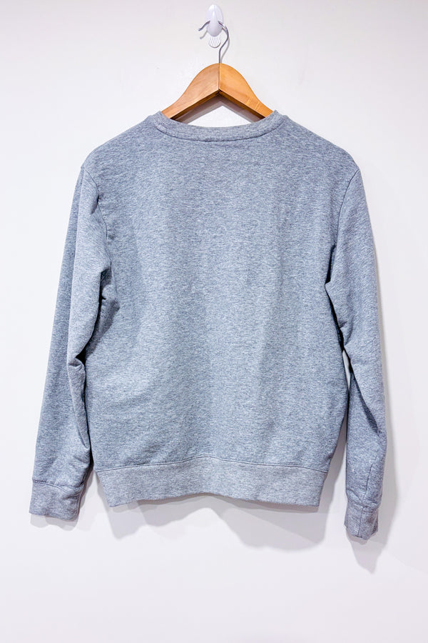 Chandail crewneck gris seconde main - Fila- La Penderie du Paradis