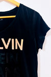 T-shirt noir basique seconde main - Calvin Klein- La Penderie du Paradis