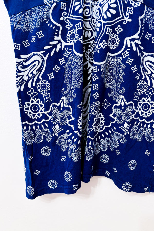 Haut cache-cœur bleu à motif paisley seconde main - SWS Streetwear Society- La Penderie du Paradis