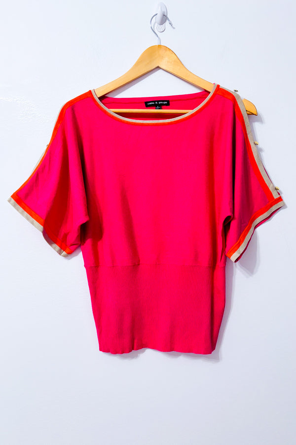 Haut rose fuchsia en tricot à manches amples seconde main - Cable & Gauge- La Penderie du Paradis