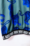 Chandail court vert à imprimé tigres bleus* seconde main - Just Cavalli- La Penderie du Paradis