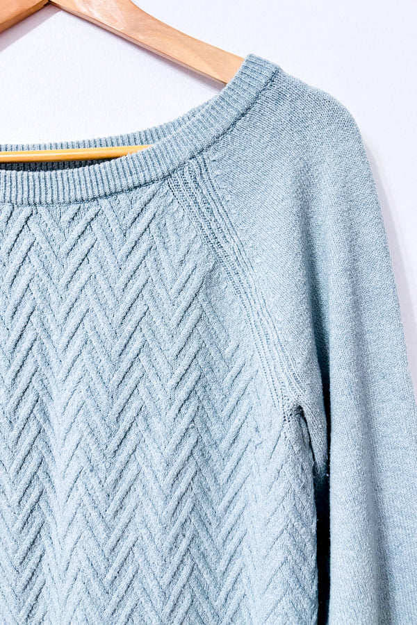 Chandail bleu eau en tricot à torsades seconde main - Reitmans- La Penderie du Paradis