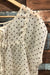 Haut ample crème transparent avec motifs (s) - Suzy Shier - Friperie en ligne