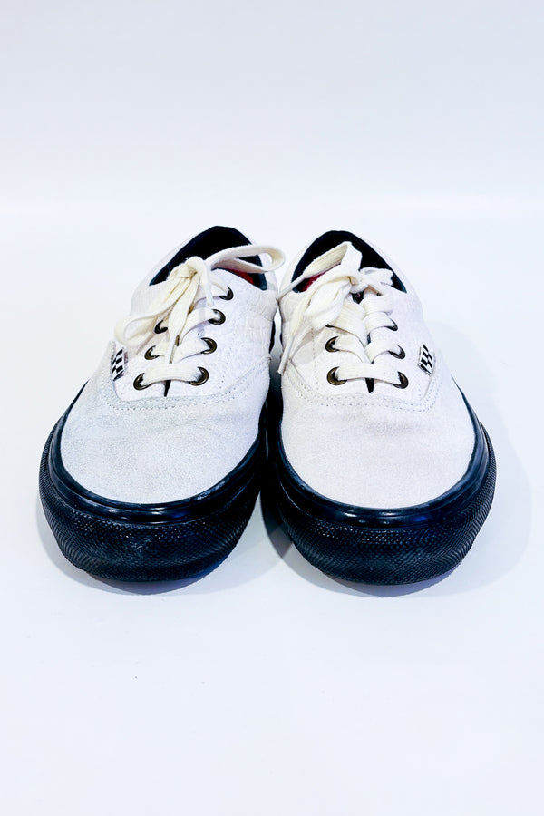 Chaussures blanches et noires (5.5) - Homme-Vans-La Penderie du Paradis 🕊