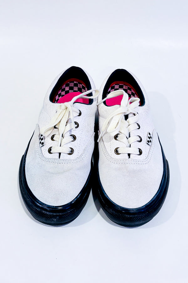 Chaussures blanches et noires (5.5) - Homme-Vans-La Penderie du Paradis 🕊