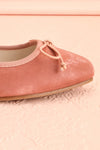 Chaussures ballerine rose en velours avec bride* seconde main - Oasis Society- La Penderie du Paradis