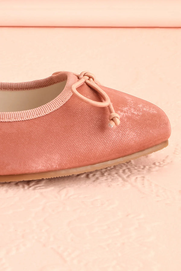 Chaussures ballerine rose en velours avec bride* seconde main - Oasis Society- La Penderie du Paradis