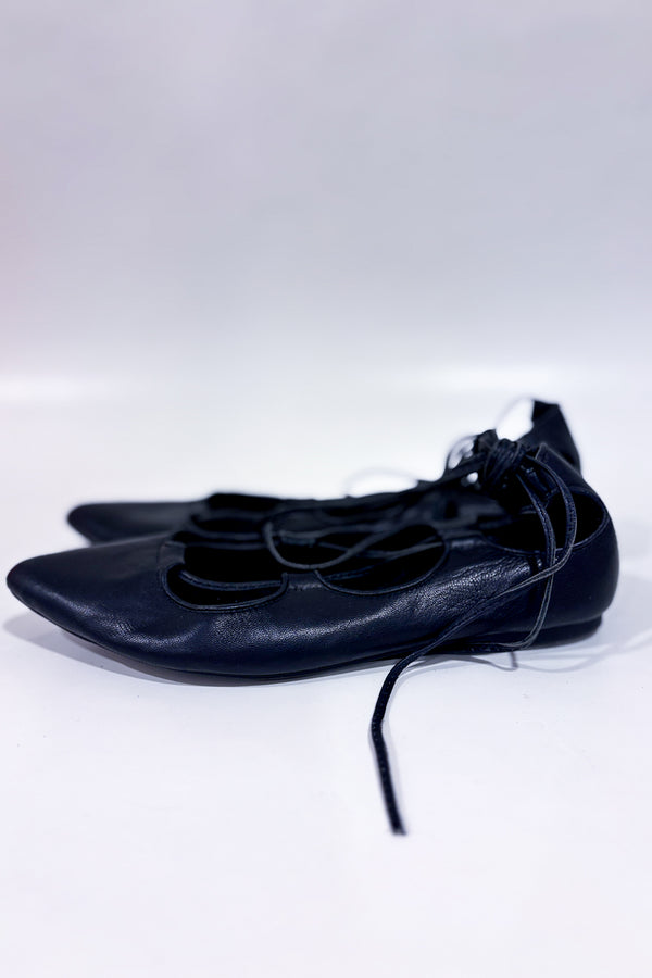Chaussures noire lacées (7)-GAP-La Penderie du Paradis 🕊