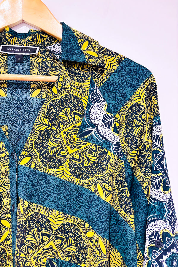 Chemisier asymétrique vert fleuri (s)*-Melanie Lyne-La Penderie du Paradis 🕊