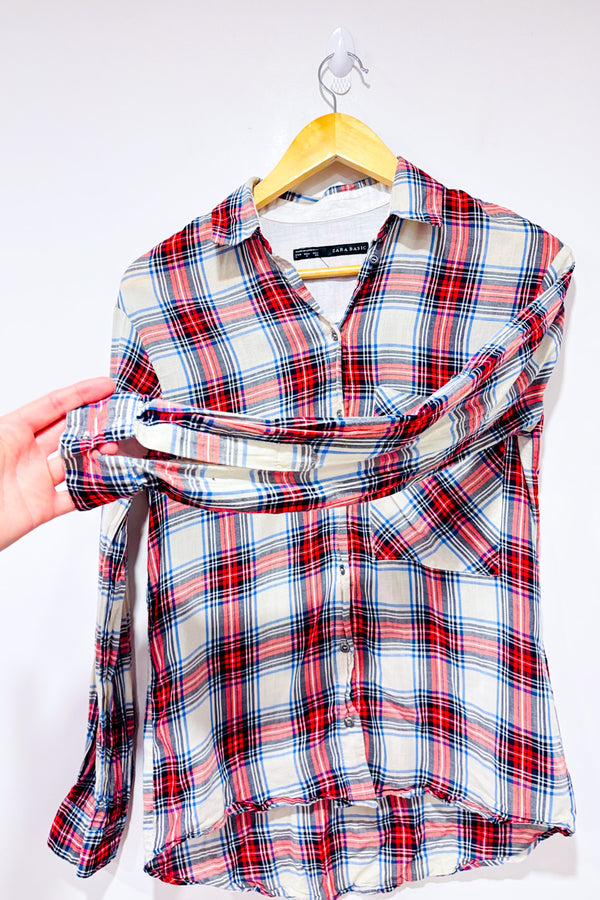 Chemise bleue et rouge à carreaux seconde main - Zara- La Penderie du Paradis