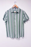 Chemise verte et blanche rayée seconde main - SHEIN- La Penderie du Paradis