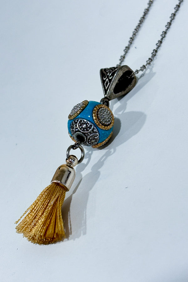 Collier pendentif boule bleue et pompom - Autres - La Penderie du Paradis ?