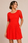 Robe corail en dentelle seconde main - Jessica Simpson- La Penderie du Paradis