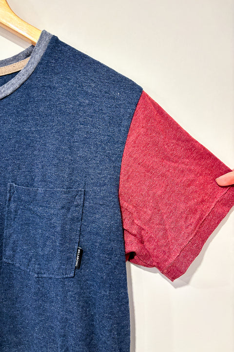 T-shirt gris et rouge (m) - Homme seconde main Billabong   