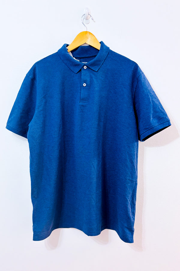 Polo bleu* seconde main - Decathlon- La Penderie du Paradis