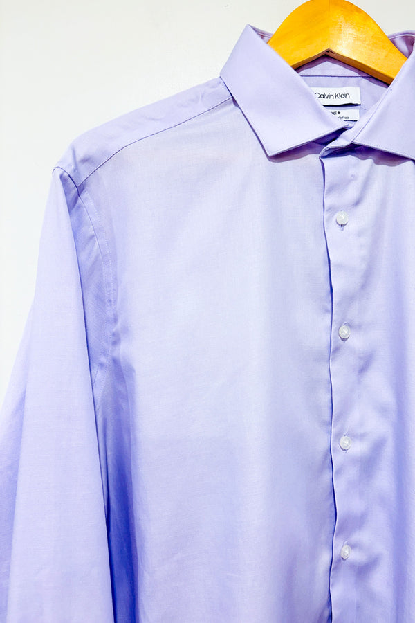 Chemise lilas slim fit - Homme* seconde main - Calvin Klein- La Penderie du Paradis