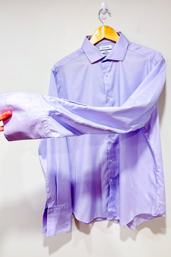 Chemise lilas slim fit - Homme* seconde main - Calvin Klein- La Penderie du Paradis