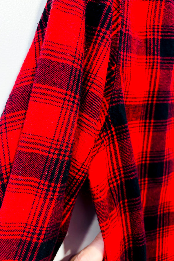Chemise en flanelle rouge et marine à carreaux - Homme seconde main - 21 Men- La Penderie du Paradis