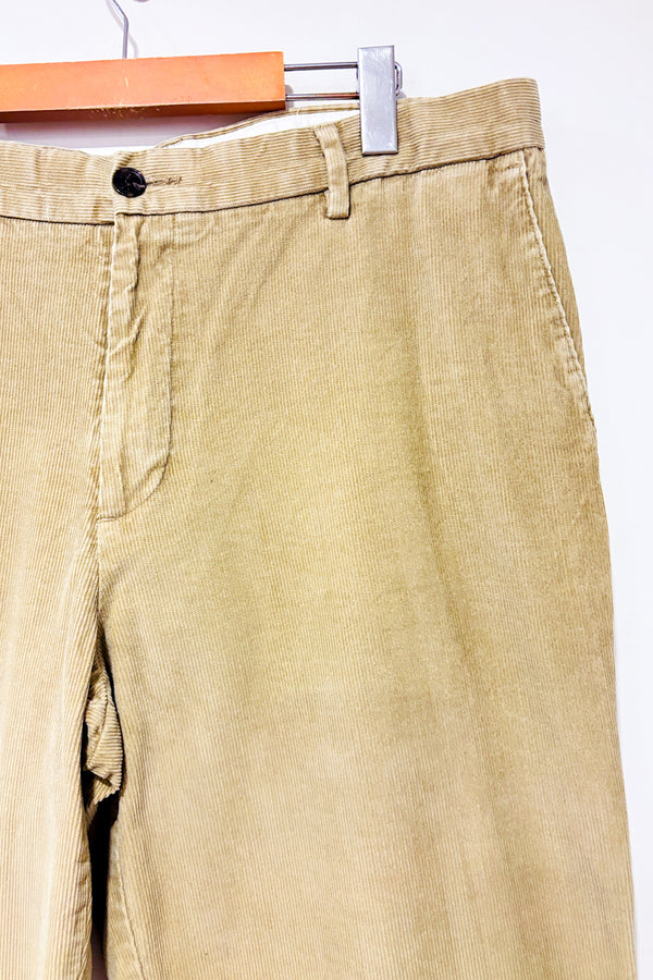 Pantalon beige en corduroy - Homme seconde main - Dockers- La Penderie du Paradis