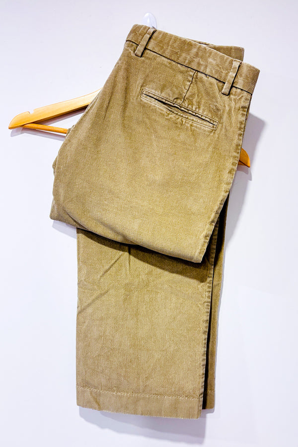Pantalon beige en corduroy - Homme seconde main - Dockers- La Penderie du Paradis