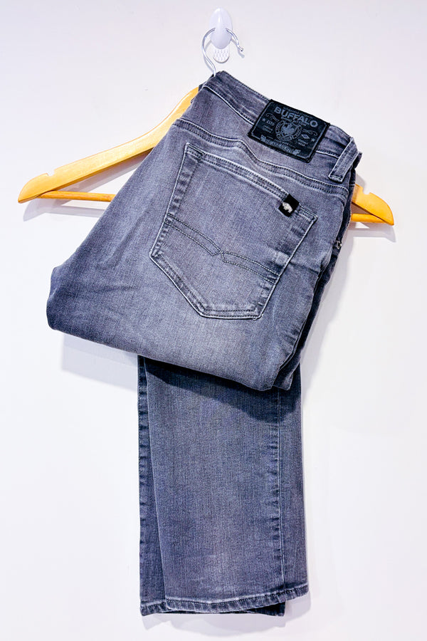 Jeans slim gris - Homme* seconde main - Buffalo David Bitton- La Penderie du Paradis