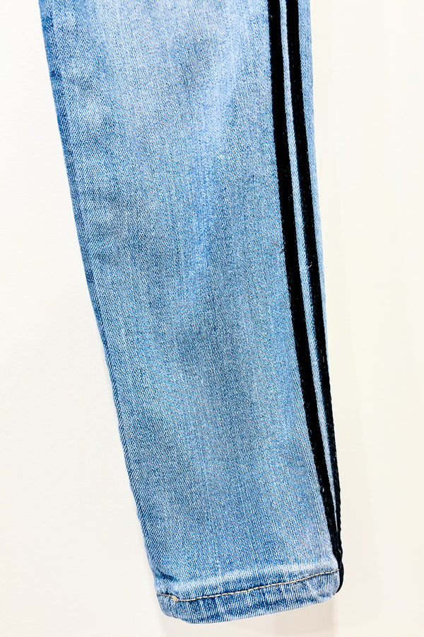 Jeans bleu pâle avec bandes noires en velours (xs) seconde main Garage 