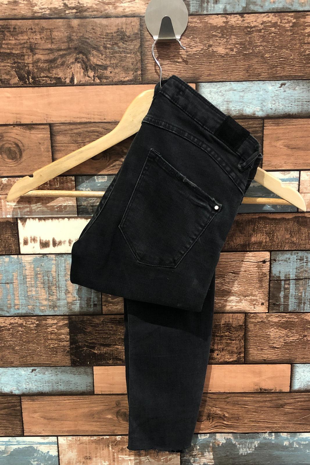 Basic black worn-effect jeans (xs) Zara Online Thrift Store