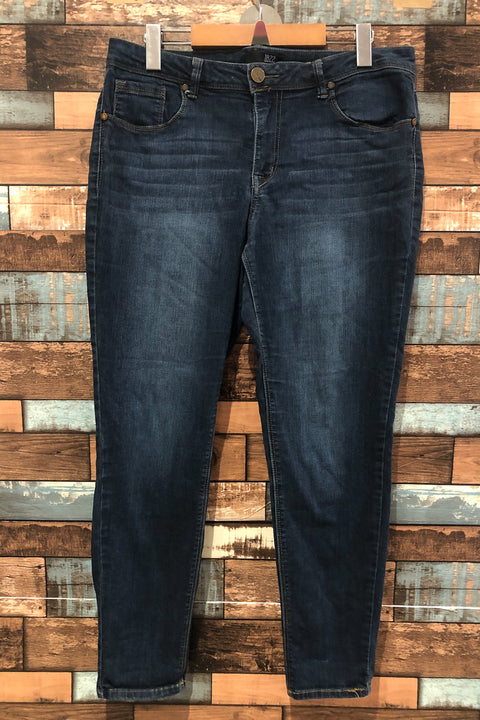 Jeans bleu foncé délavé Adrianna (l) seconde main 1822 Denim   