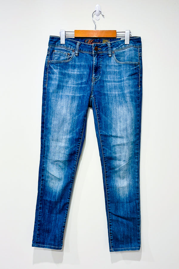 Jeans bleu délavé jambe étroite mid-rise Alexa (l) - Mavi - La Penderie du Paradis ?