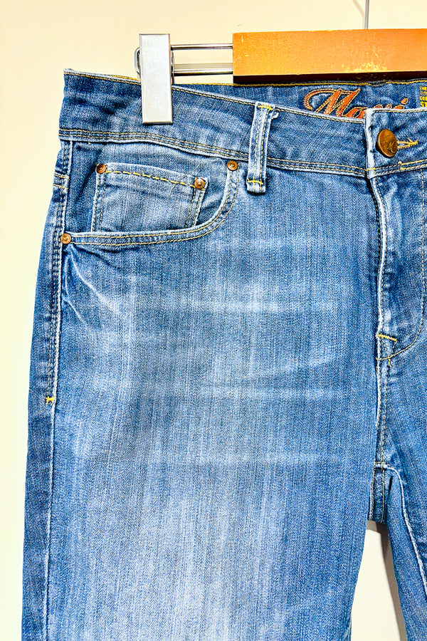Jeans bleu délavé jambe étroite mid-rise Alexa (l) - Mavi - La Penderie du Paradis ?