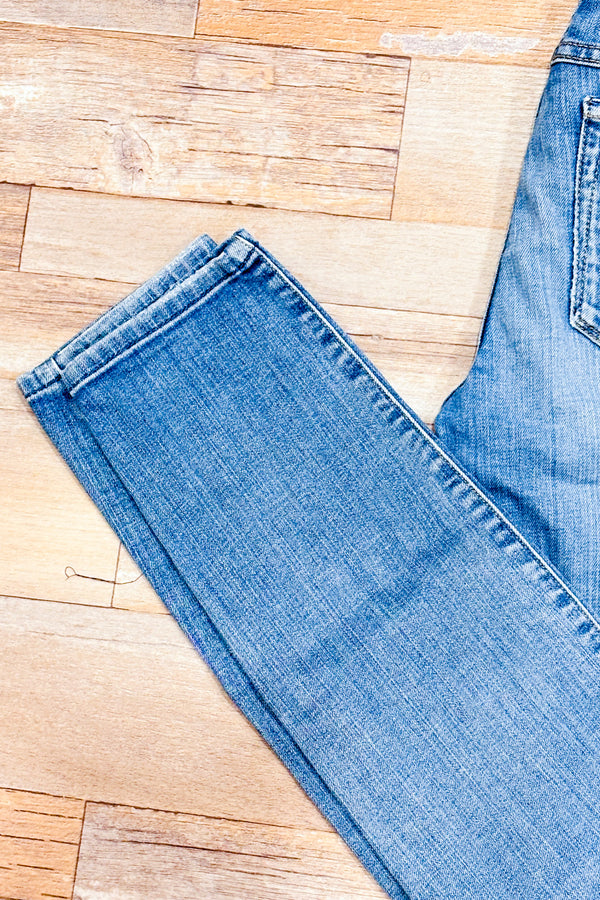 Jeans Brittney bleu pâle jambe étroite à taille basse (s)-Guess-La Penderie du Paradis 🕊