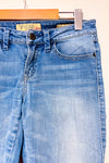 Jeans Brittney bleu pâle jambe étroite à taille basse (s)-Guess-La Penderie du Paradis 🕊